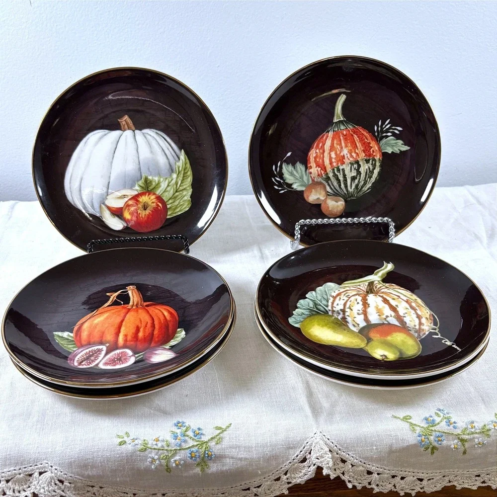 Williams Sonoma Botanical Pumpkin Salad/Dessert Plates Set of 8